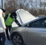 Сотрудники рубцовской госавтоинспекции  оказали помощь автоледи попавшей в сложную ситуацию - Rubtsovsk.Info